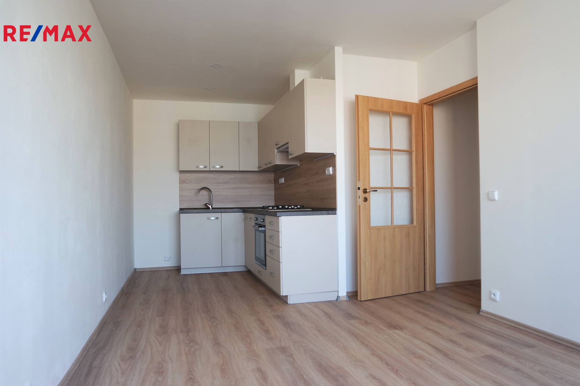 Obývací pokoj + KK