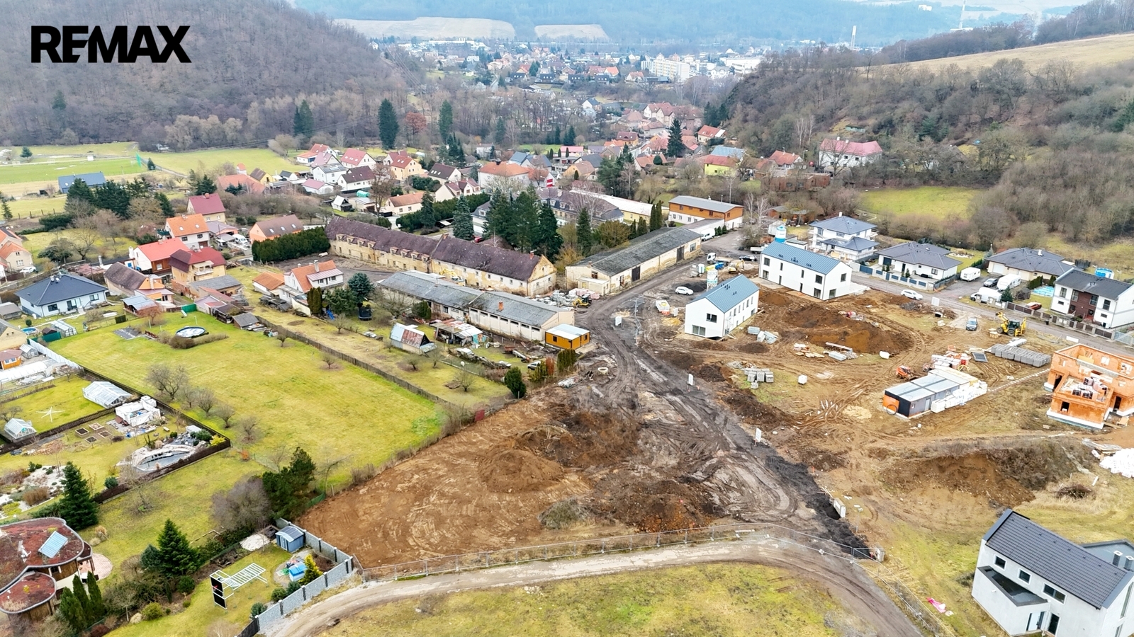 Výhledy do okolí a jedinečné lokality