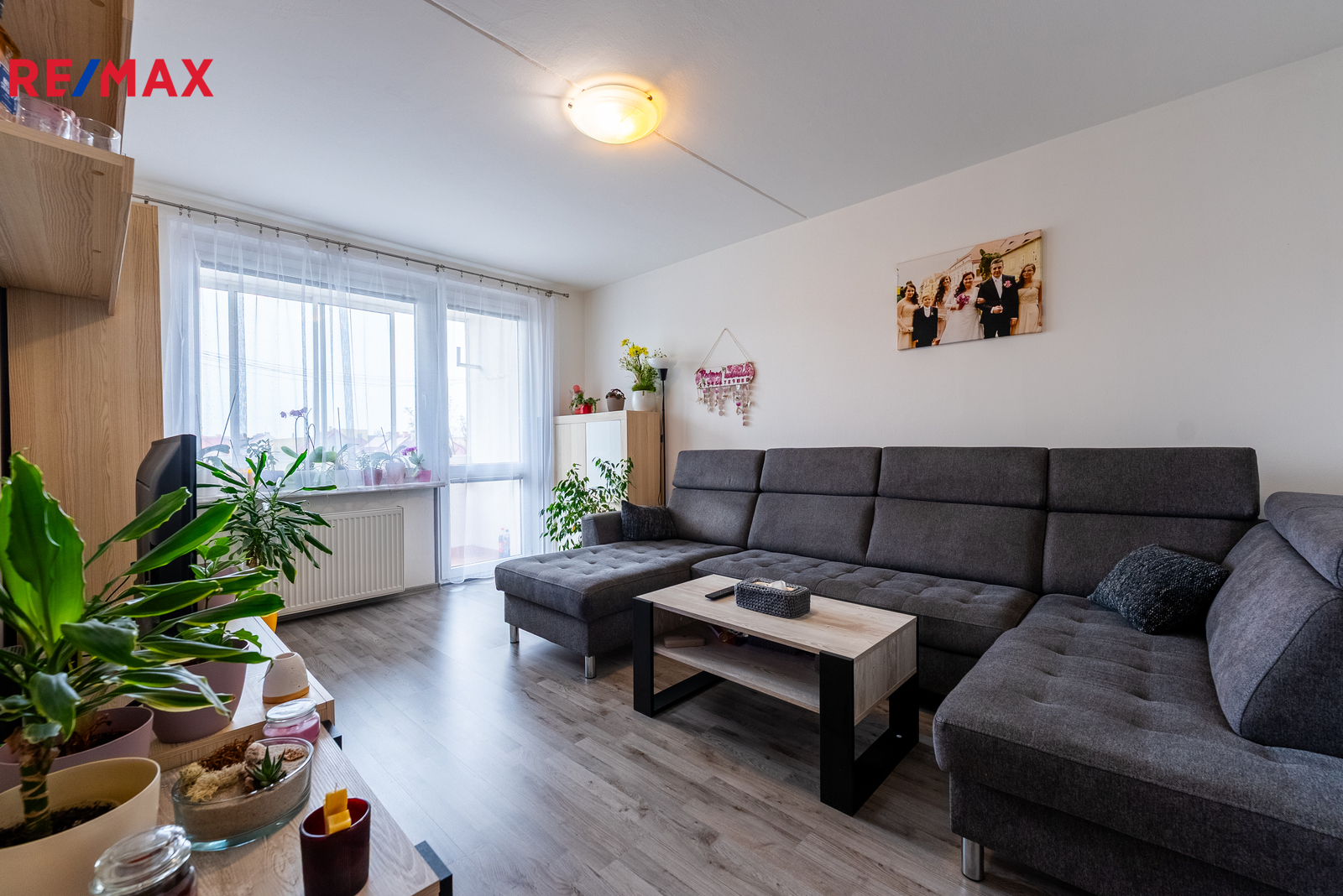 Obývací pokoj s lodžií