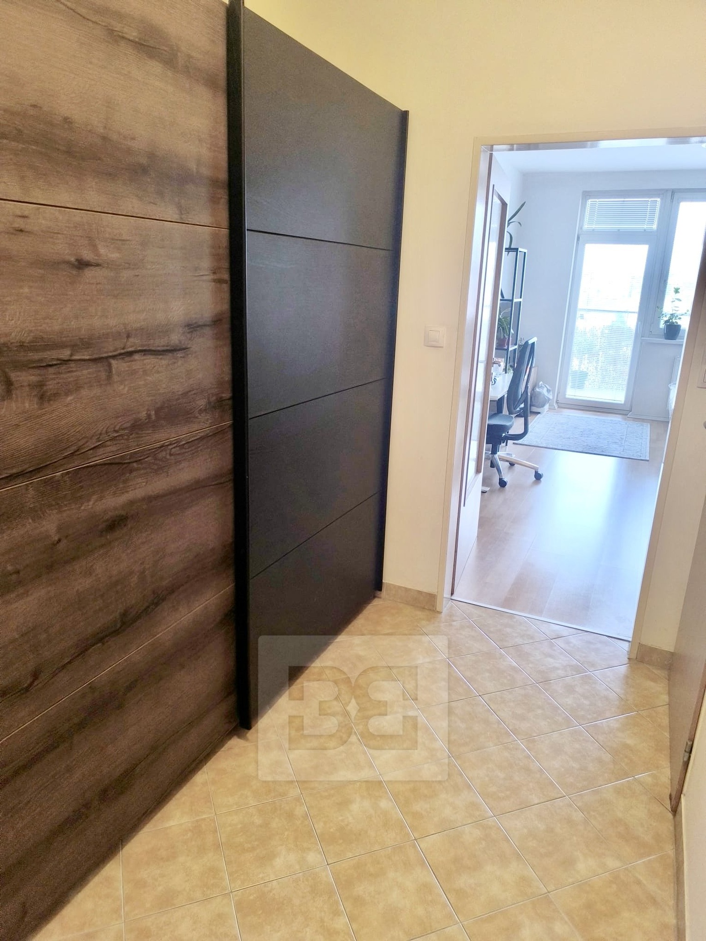 ae572a5a-183b-4f0a-87e3-0cdb73c9b84e