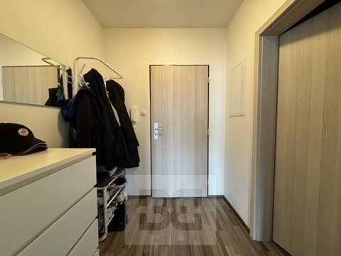 F6B0A8B2-9CAA-41B5-88BD-314815AD4ECD_4_5005_c