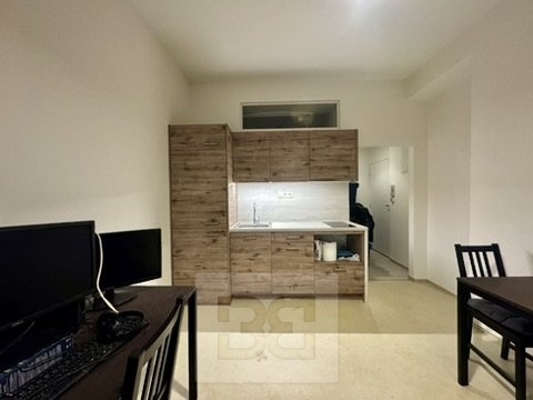 8F7A7984-18E7-46EB-8457-AE40F453DCC3_4_5005_c