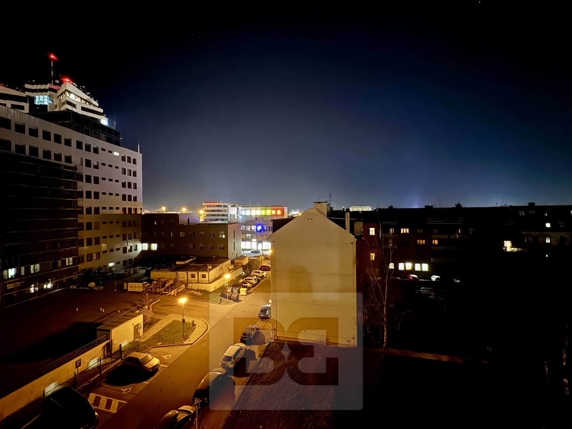 9C03B49D-7938-467E-A90D-D319143C7EB5_1_201_a