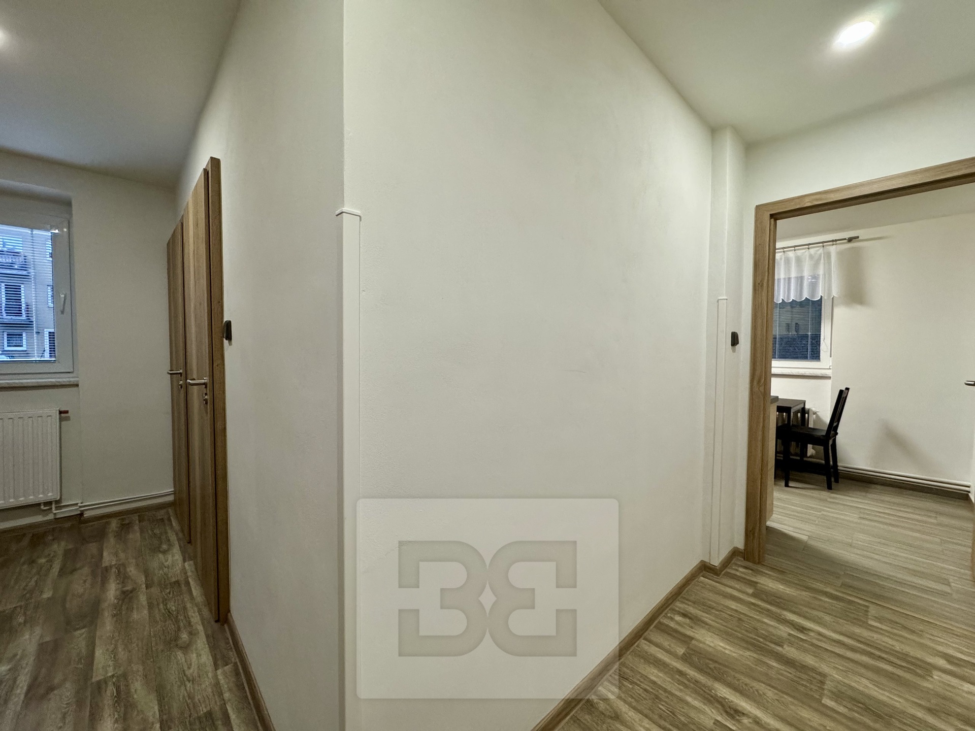 31D8DAE4-828F-4D55-860E-0EC4FA8F2976_1_201_a