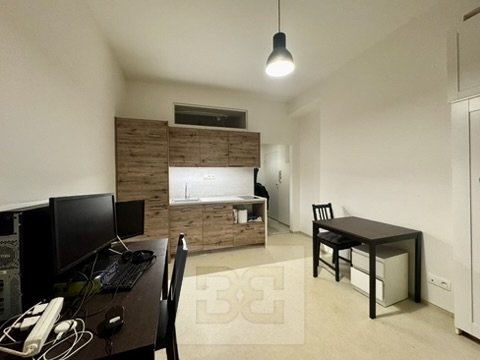 F91D6D62-AB67-42F0-AF62-5EFE8CE9DC86_4_5005_c