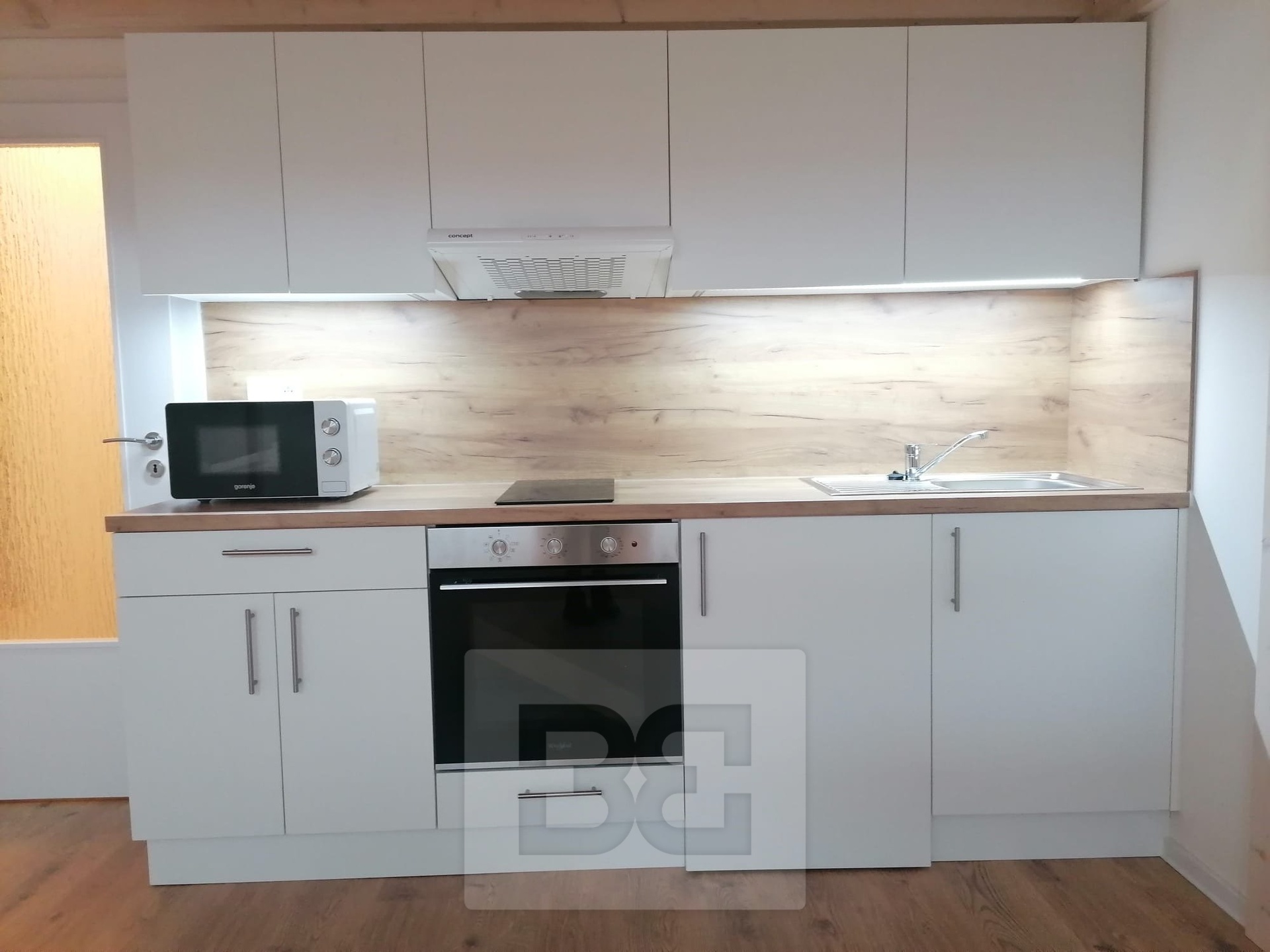 271028c3-606b-465a-9ecf-31e3964fe85b