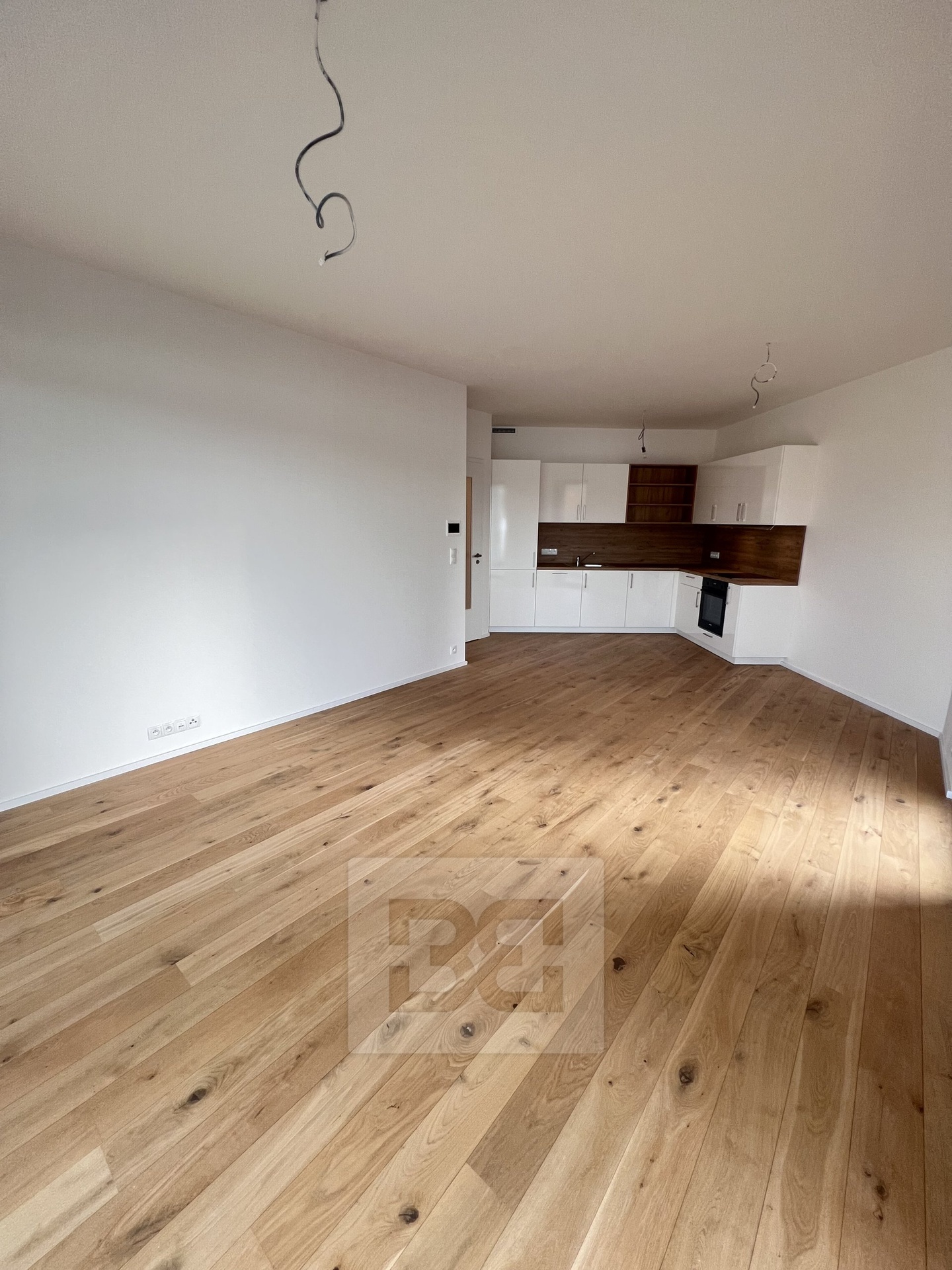 Pohled na kuchyň od balkonu