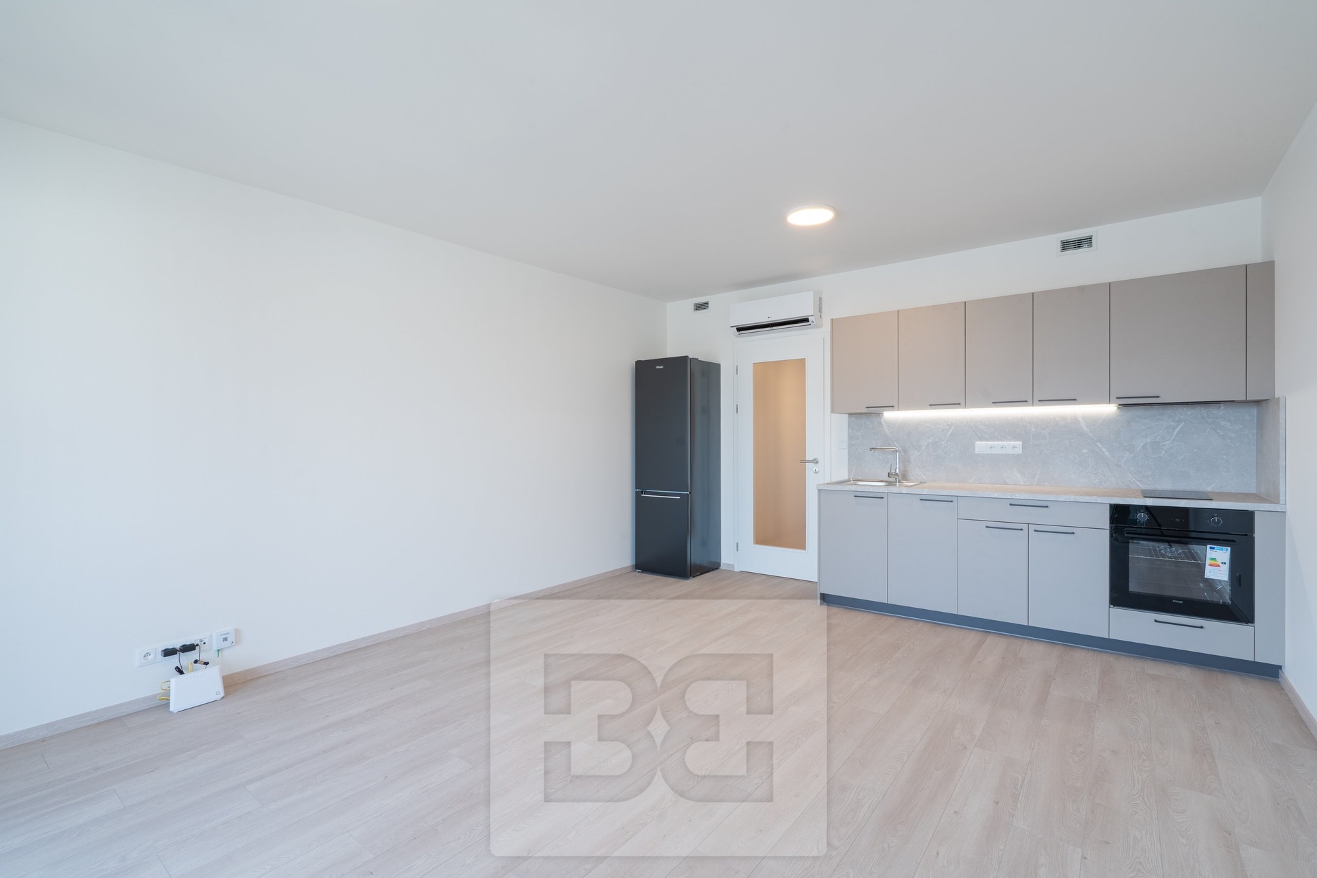 Obývací pokoj s kuchyní