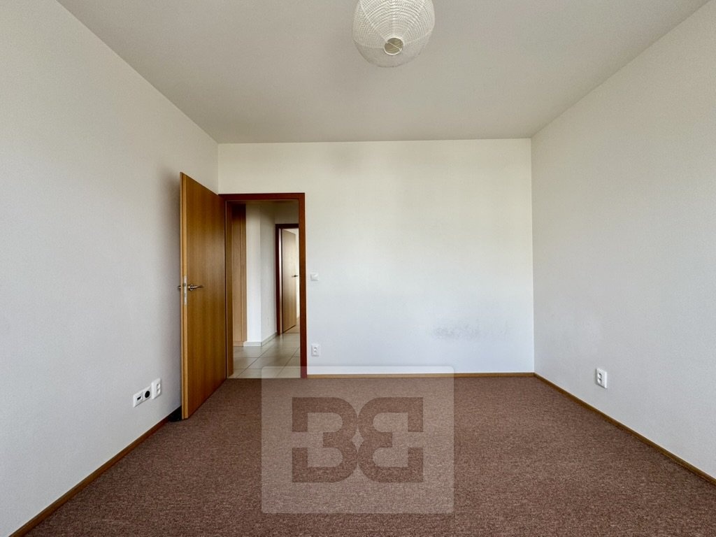 C3F142B5-2816-4700-83F6-18D85C9BD455_1_105_c