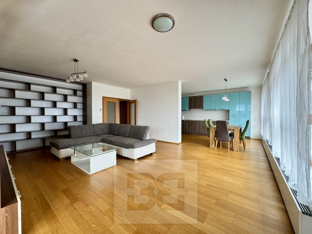 BA548D6D-38BB-4F9E-957B-E9578AB37988_1_105_c