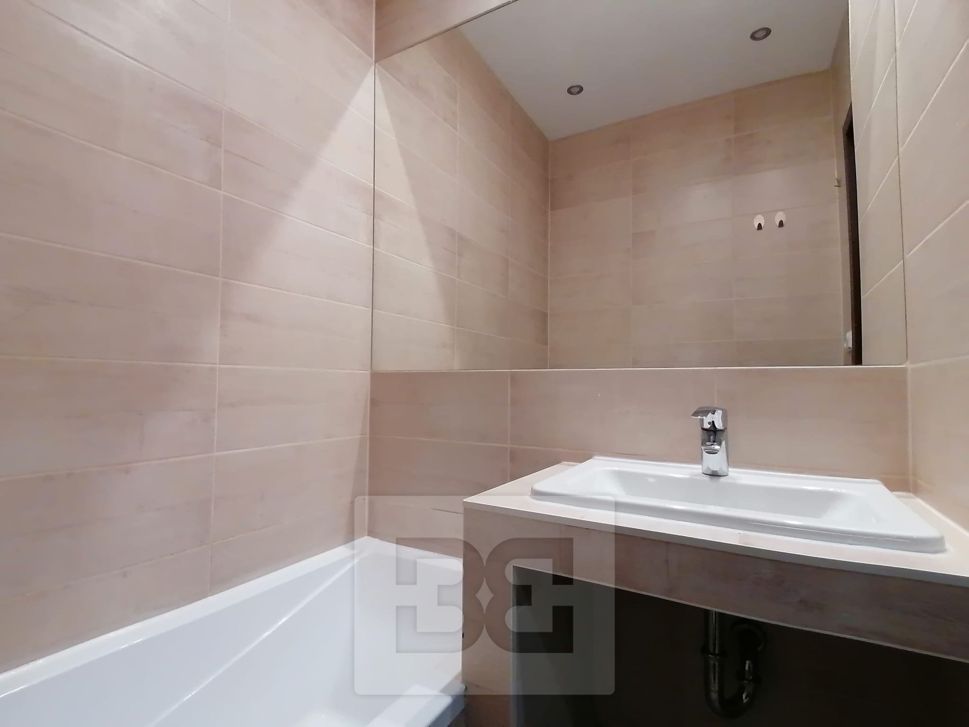 e1ca486a-47b0-495e-afba-cfde4793c058