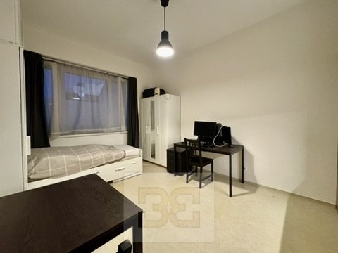 AC255A9C-F929-431F-8228-0815CDF74896_4_5005_c