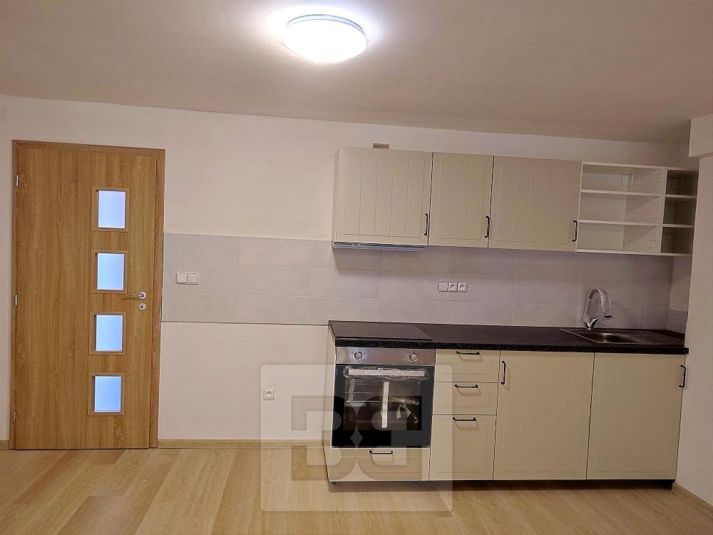 Pronájem bytu 1+kk a garsoniéry Mohelnice 12 300 Kč za měsíc, foto 2