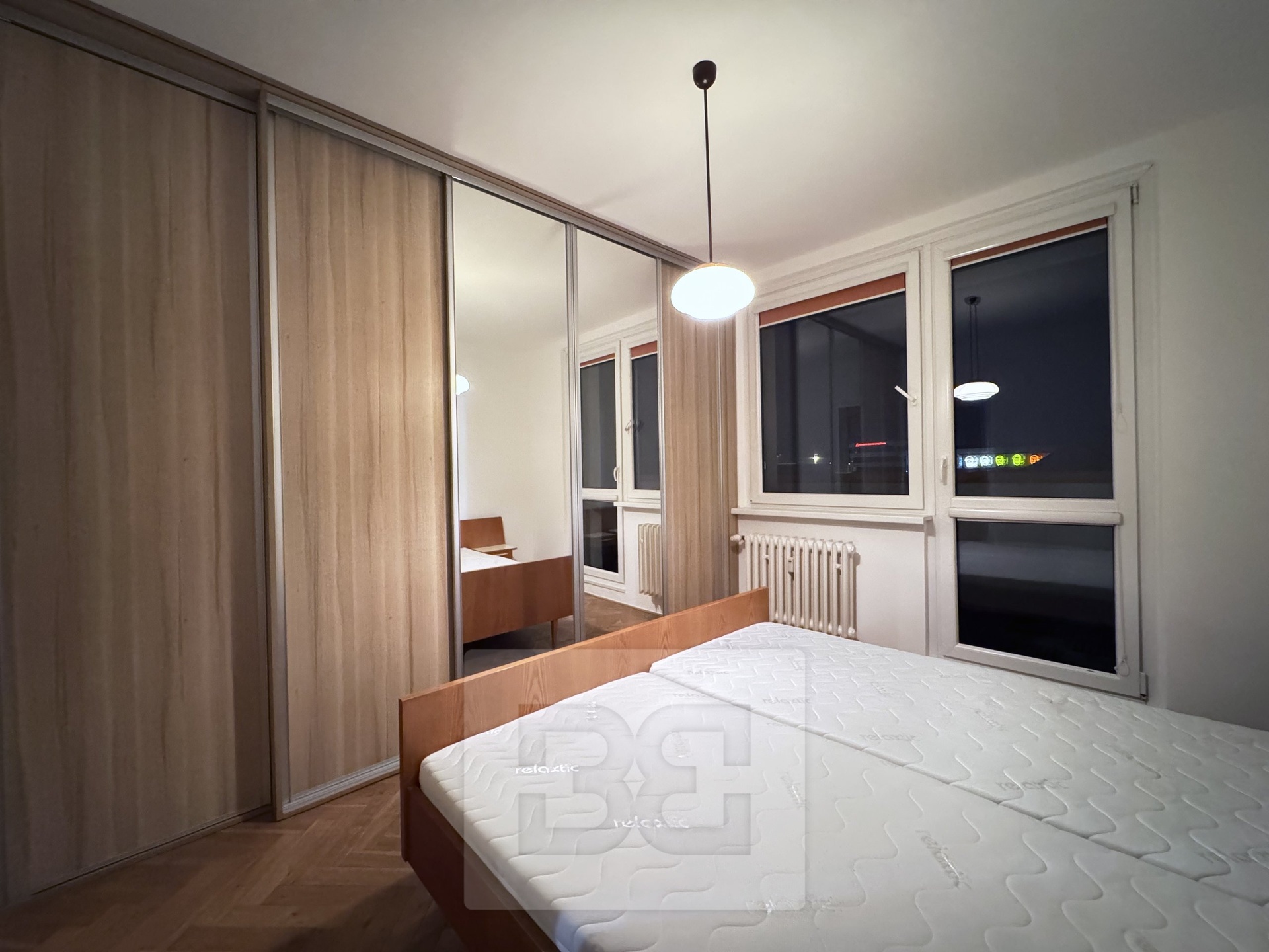 5505934C-6D35-41AE-AF39-49C0D4358A09_1_201_a