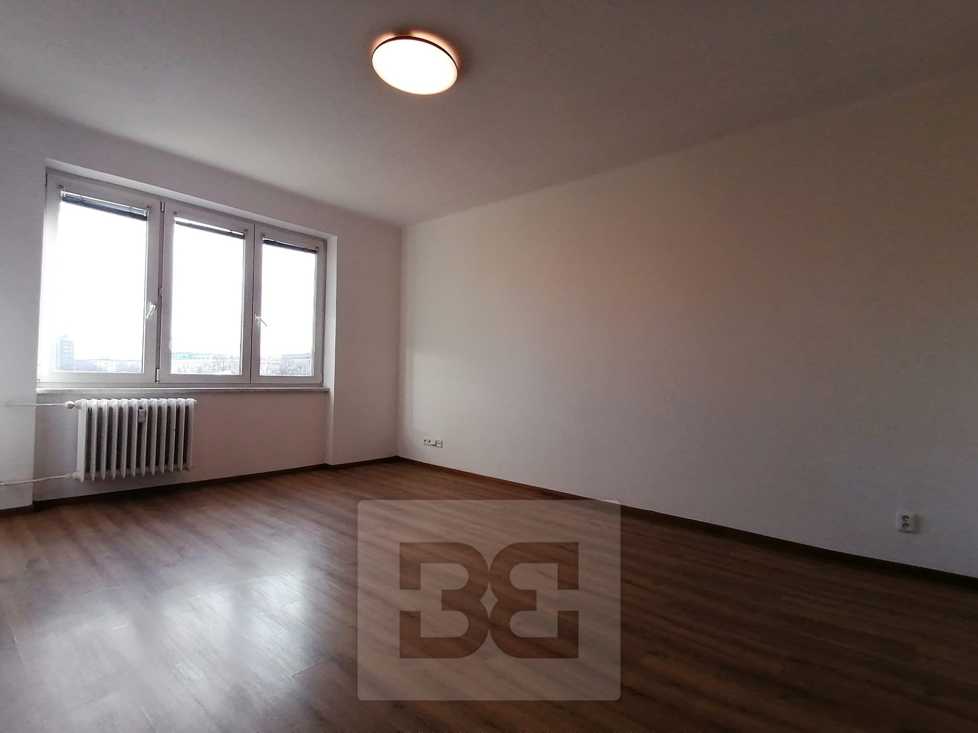 e929304f-857f-4bf1-9be6-2de202c4d75d