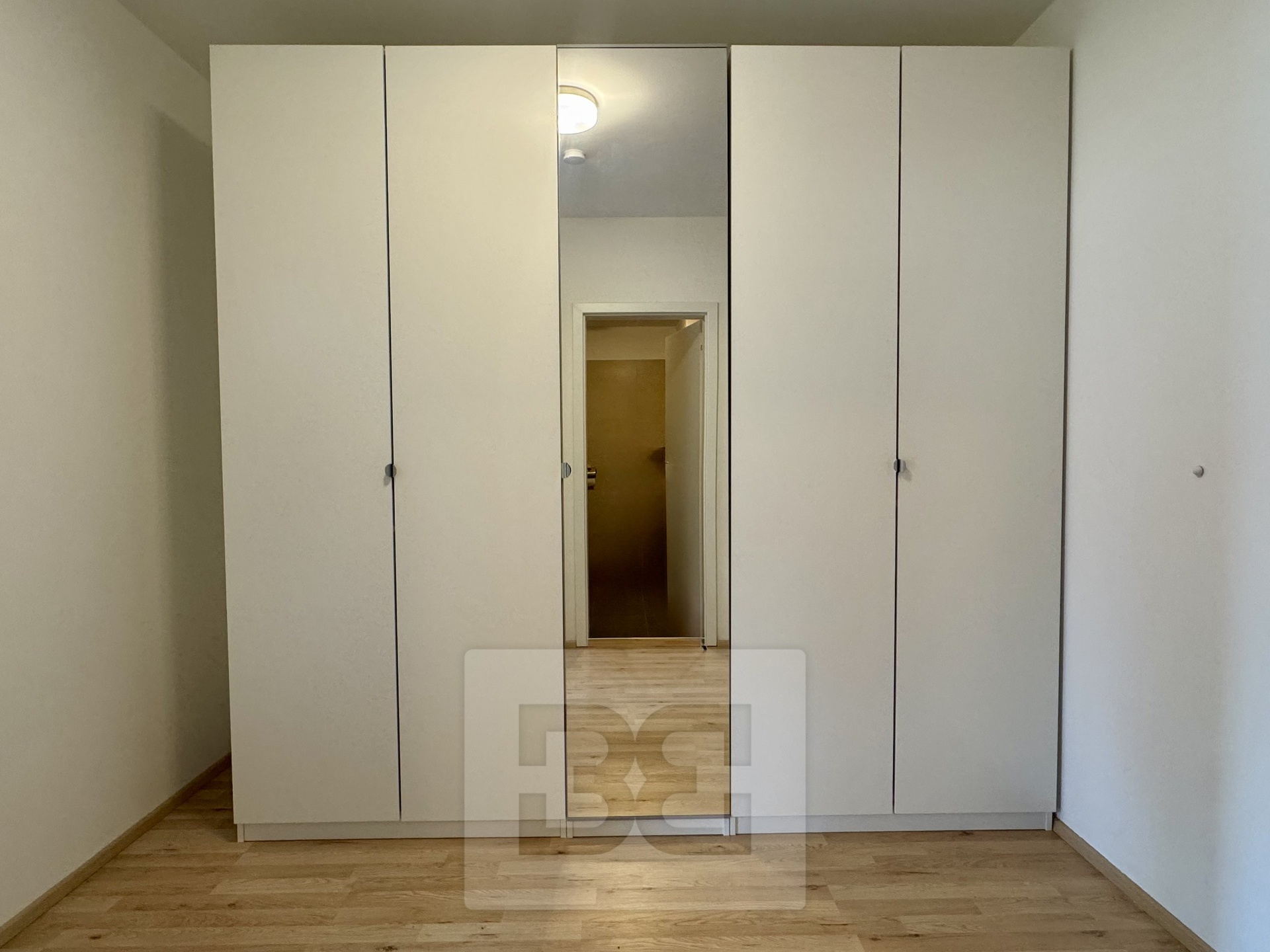 C1A64462-28EC-4F24-A825-8BA99D0E0552_1_201_a