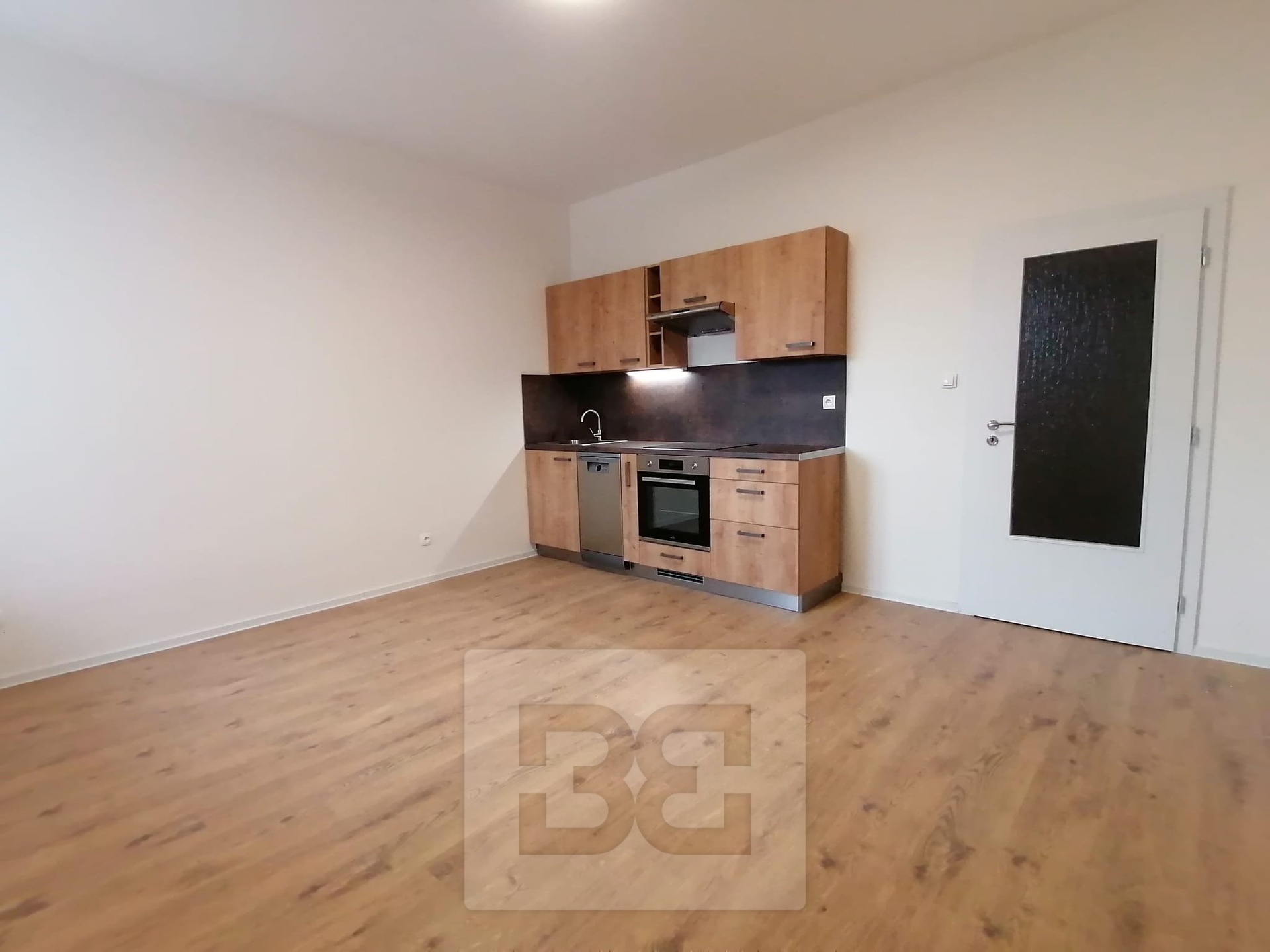 0a2e75f0-313d-4d7e-ad4c-1323eda8946e