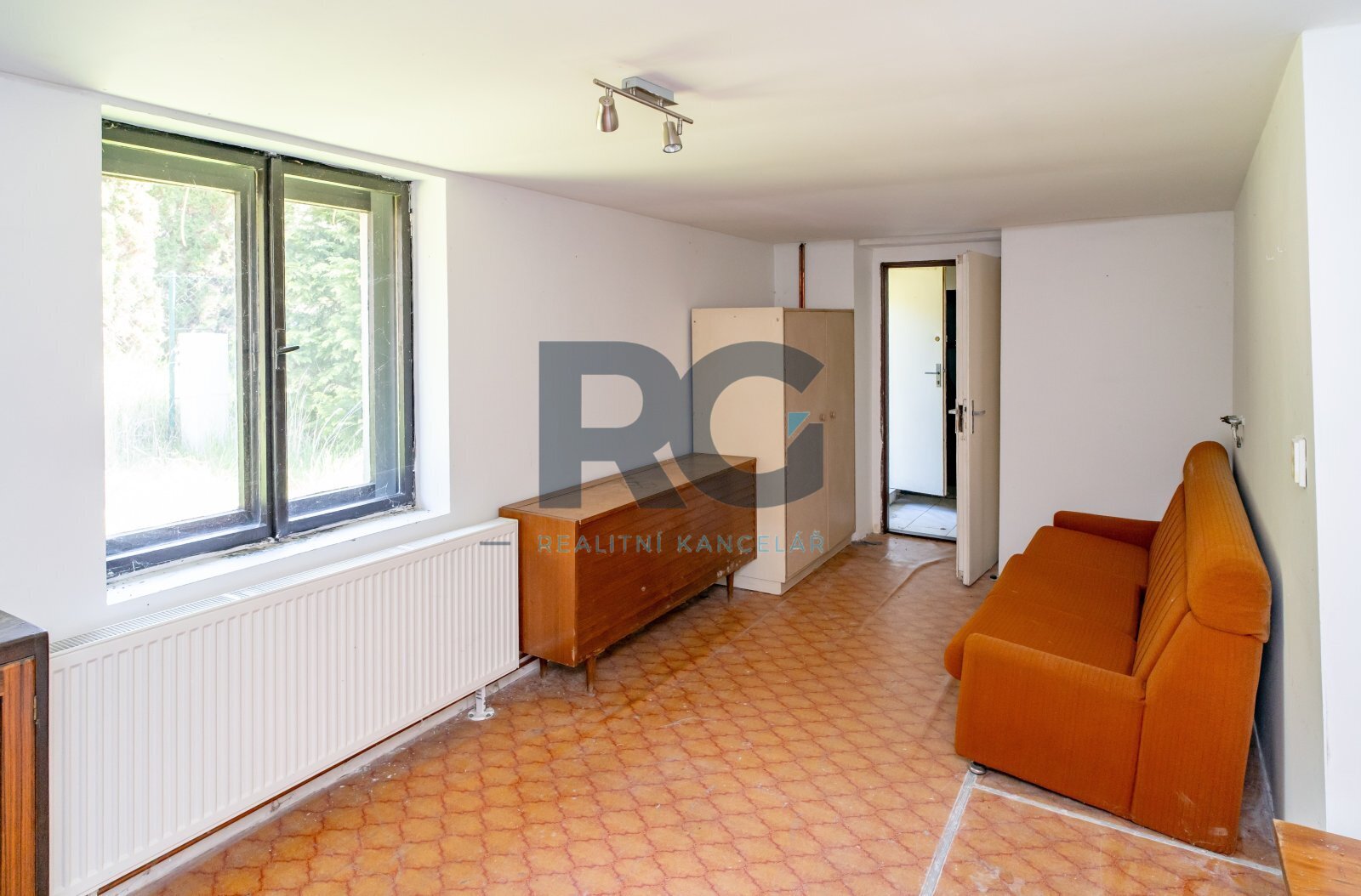Prodej rodinného domu 449 m² – pohled 4