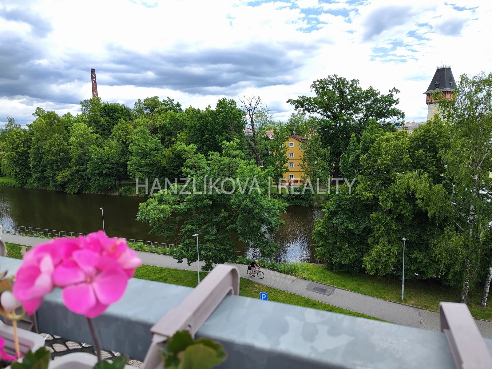 Výhled z bytu, pronájem bytu 3+kk, Volejbalistů, Č