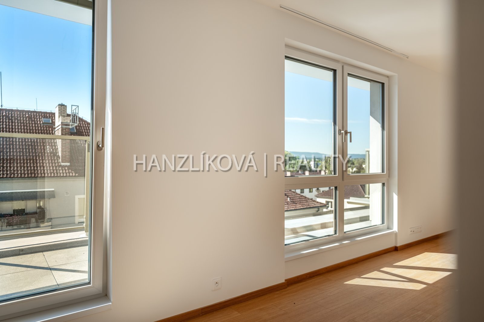 25-09-19 ČB Hálkova_42.jpg