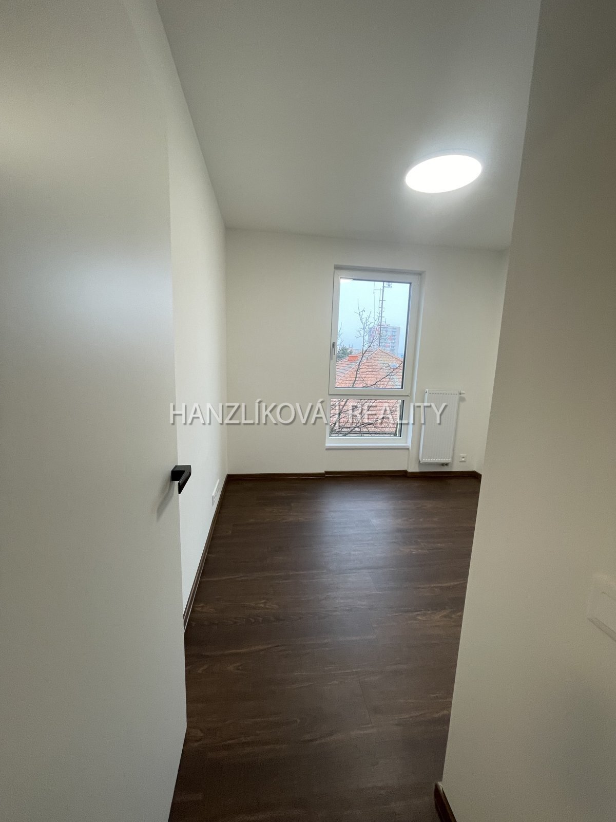 Pronájem novostavby bytu 3+kk s terasou, byt číslo B.29, residence Hálkova, ČB