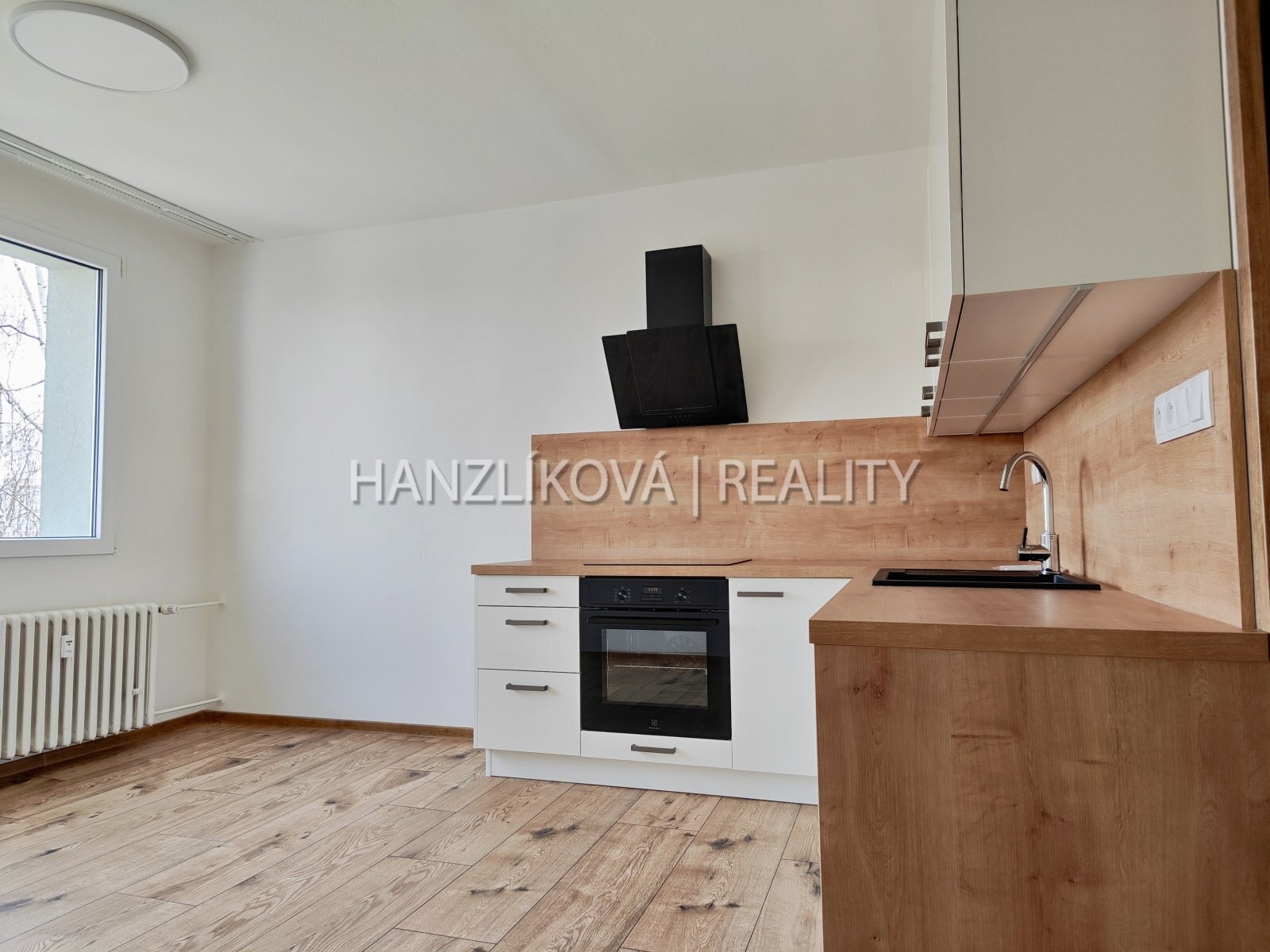 Kuchyně, pronájem bytu 1+1, J. Opletala, České Budějovice