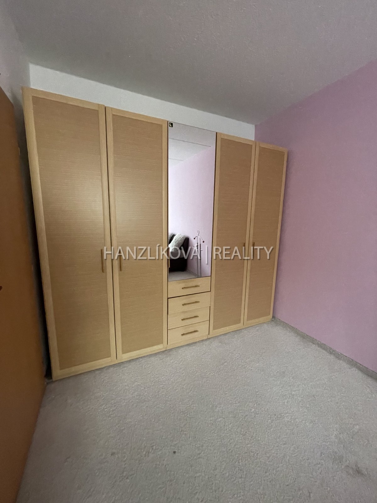 Pronájem bytu 3+1 s lodžií, K. Štěcha