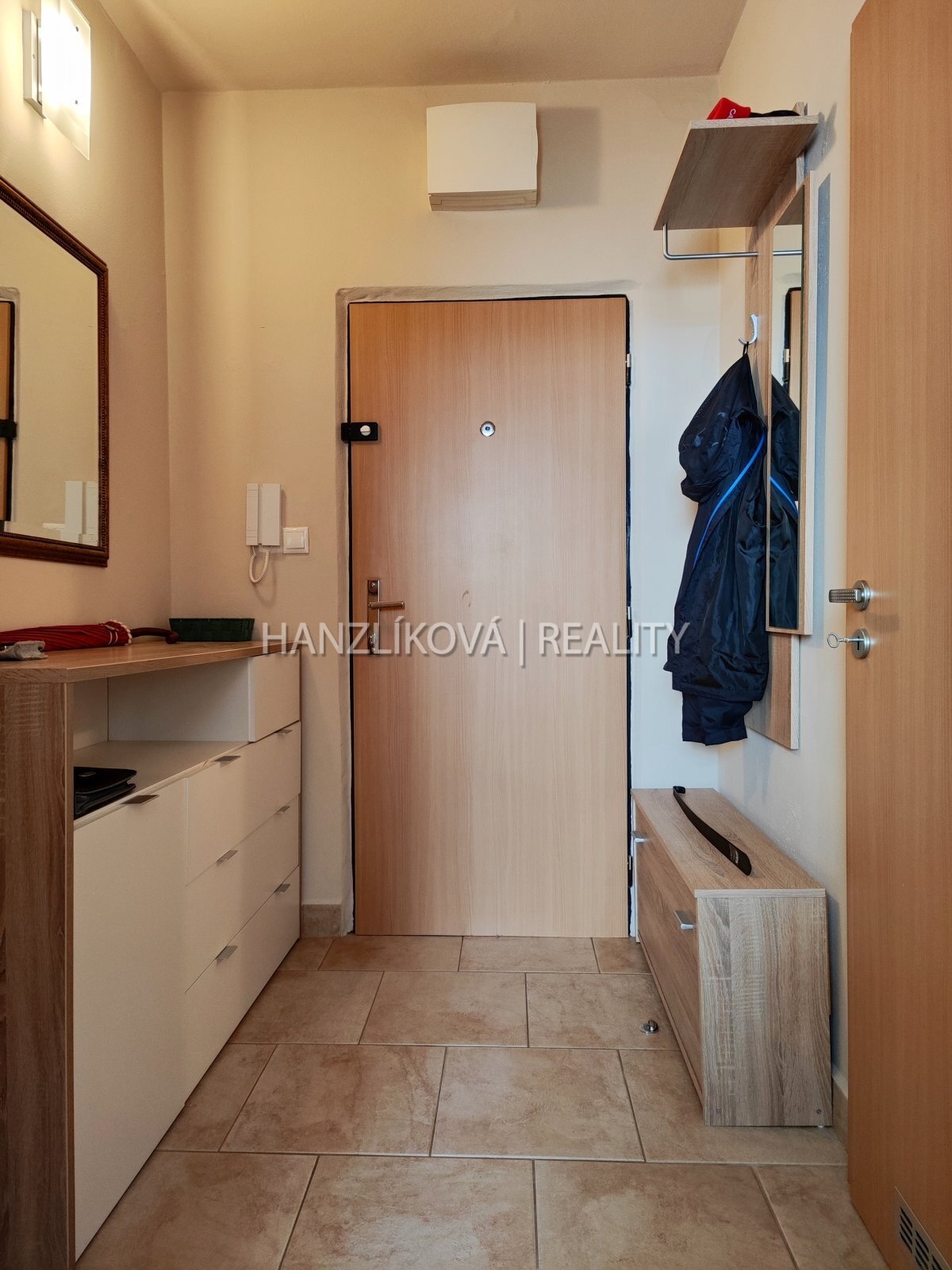 Předsíň, pronájem bytu 2+1, Jar. Haška, České Budějovice