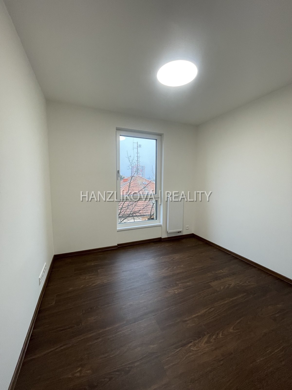 Pronájem novostavby bytu 3+kk s terasou, byt číslo B.29, residence Hálkova, ČB