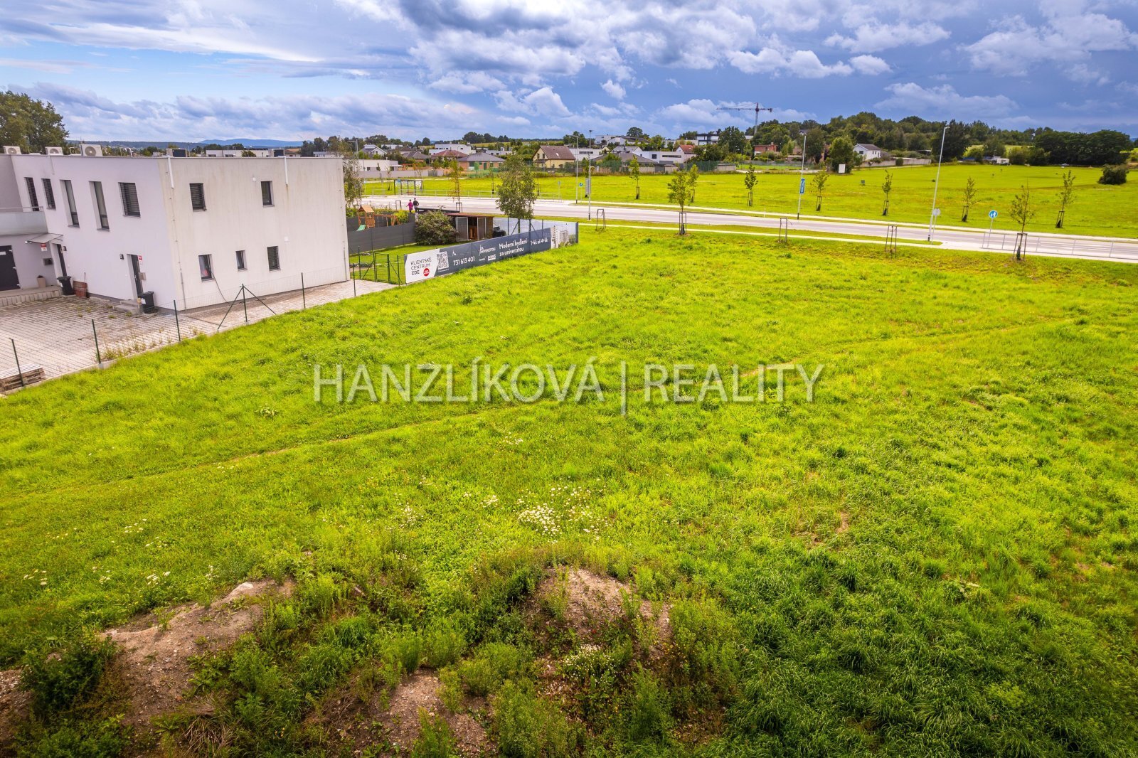 25-08-01 ČB Pozemek Foto_38.jpg