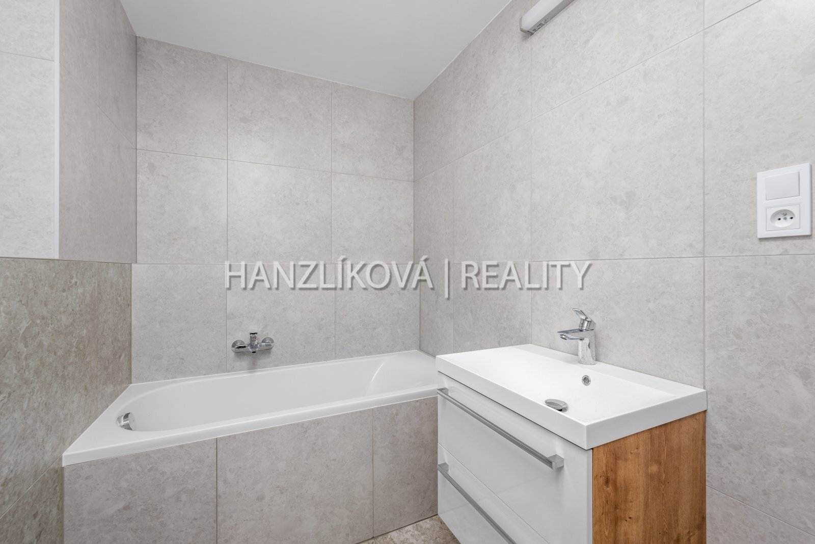 25-09-08 ČB Branišovská Byt Foto_55.jpg