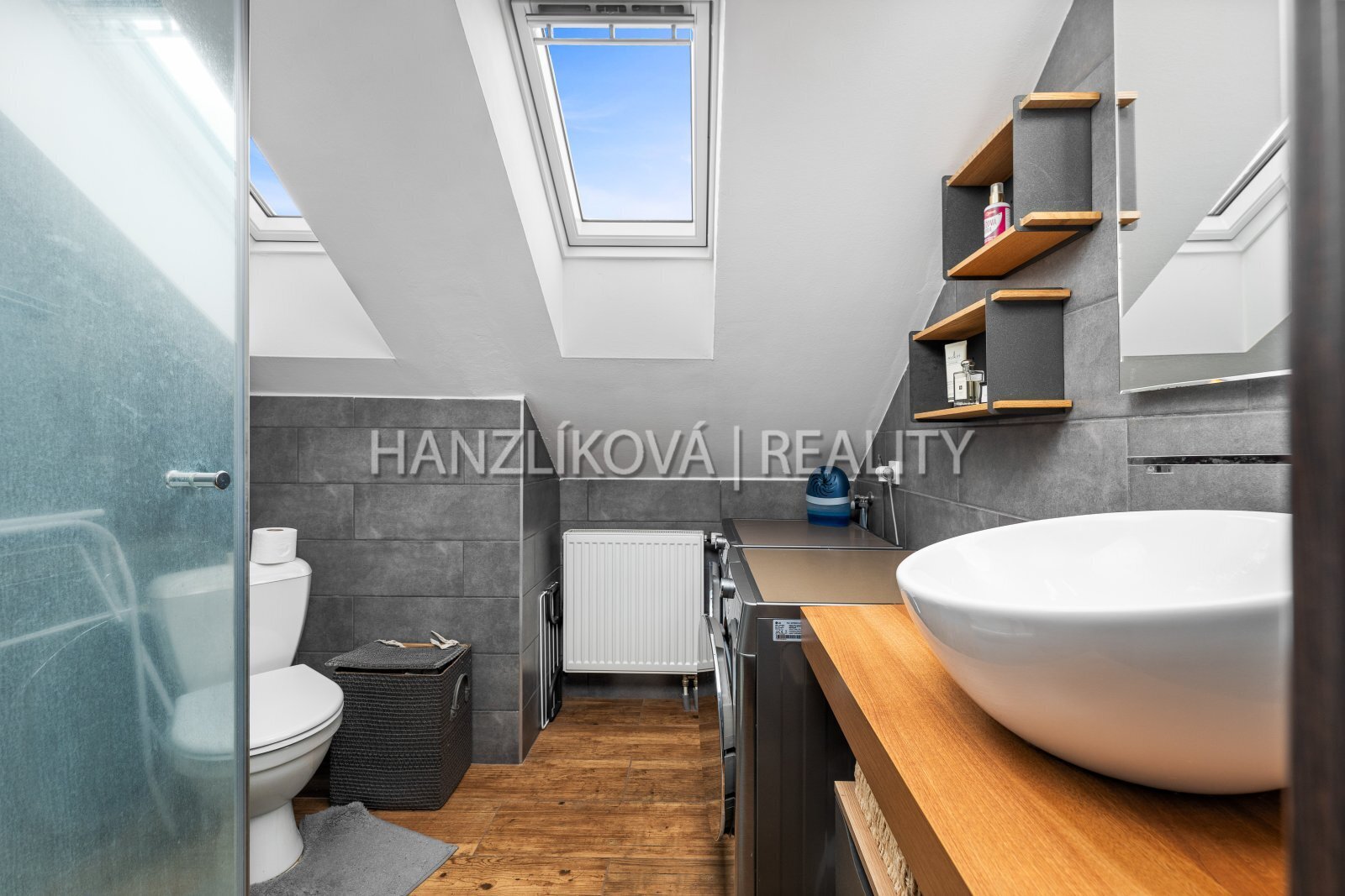 25-10-17 ČB Rudolfovská 35 Byt Foto_16.jpg