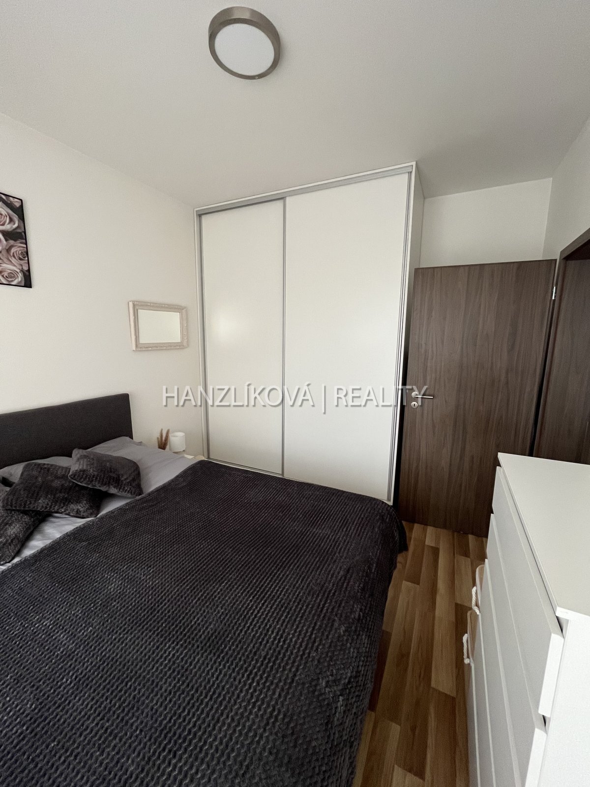 pronájem bytu 2+kk ve 4.NP s terasou, byt B.4.3, rezidence DLOUHÁ LOUKA 2.etapa