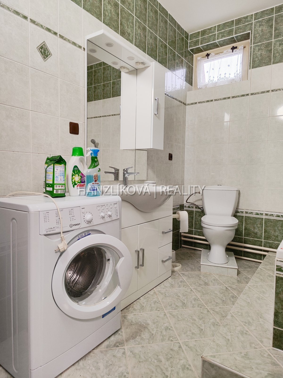 Koupelna, pronájem bytu 2+kk, Husova tř., České Budějovice