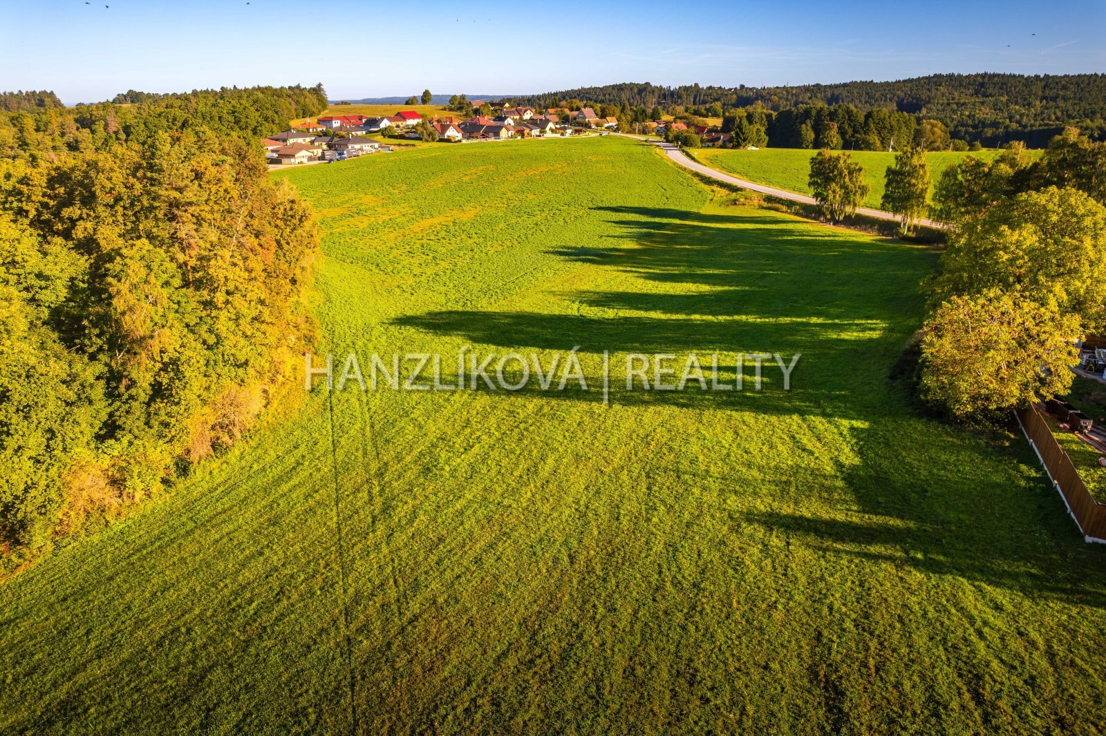 25-09-19 Dubičné Pozemek Foto_37.jpg