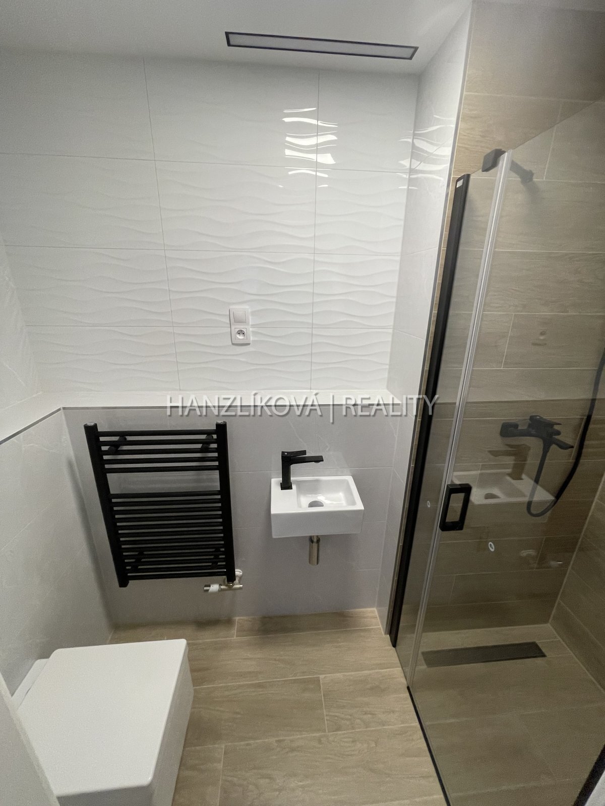 Pronájem novostavby bytu 3+kk 84,4 m2 s terasou 20