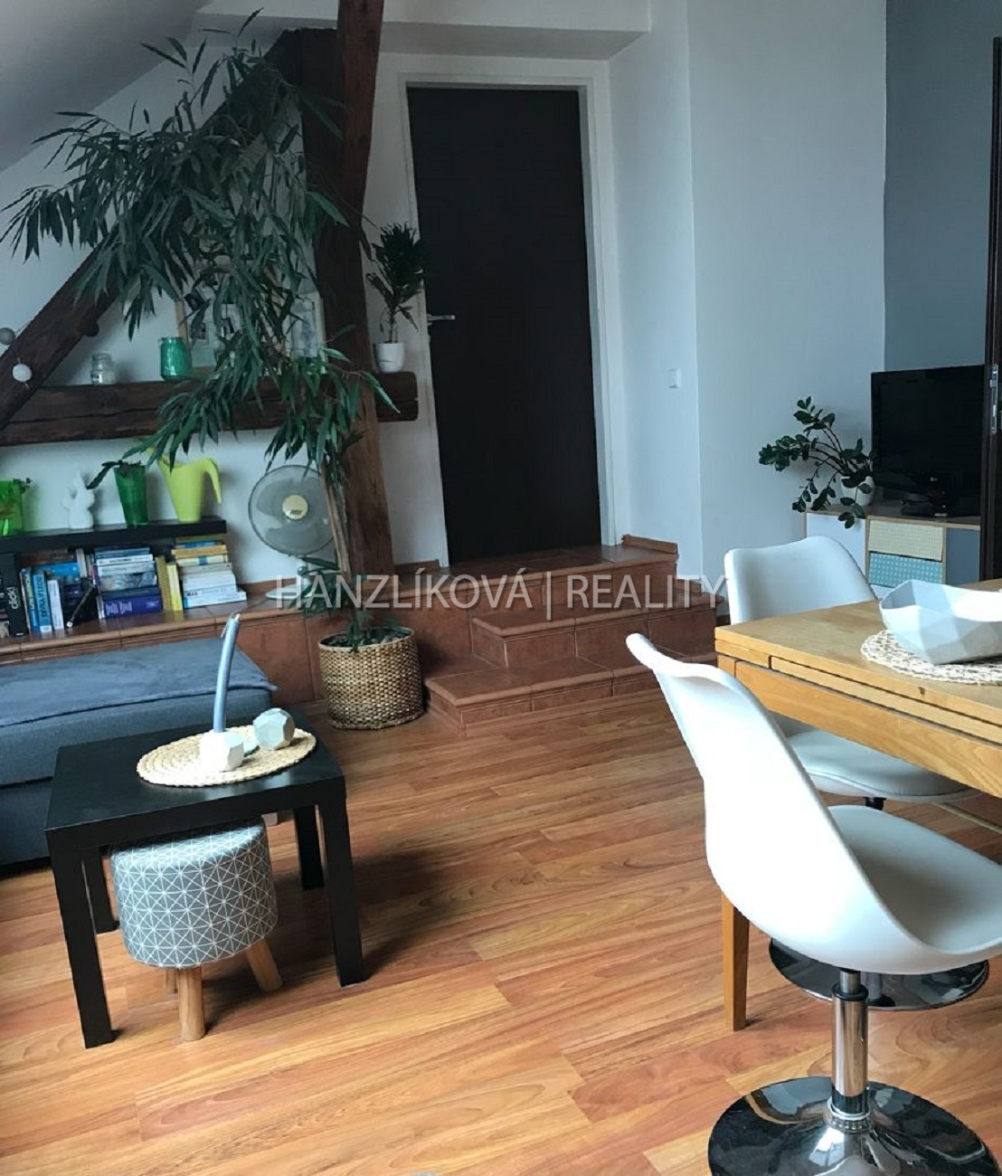 pronájem bytu 2+kk  Nádražní ulice, České Budějovi