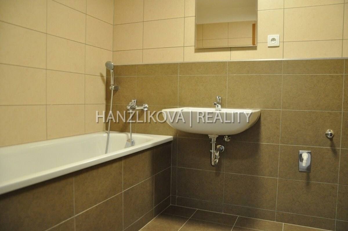 Pronájem novostavby bytu 2+kk (B.206) s balkonem, Bytový dům Vltava