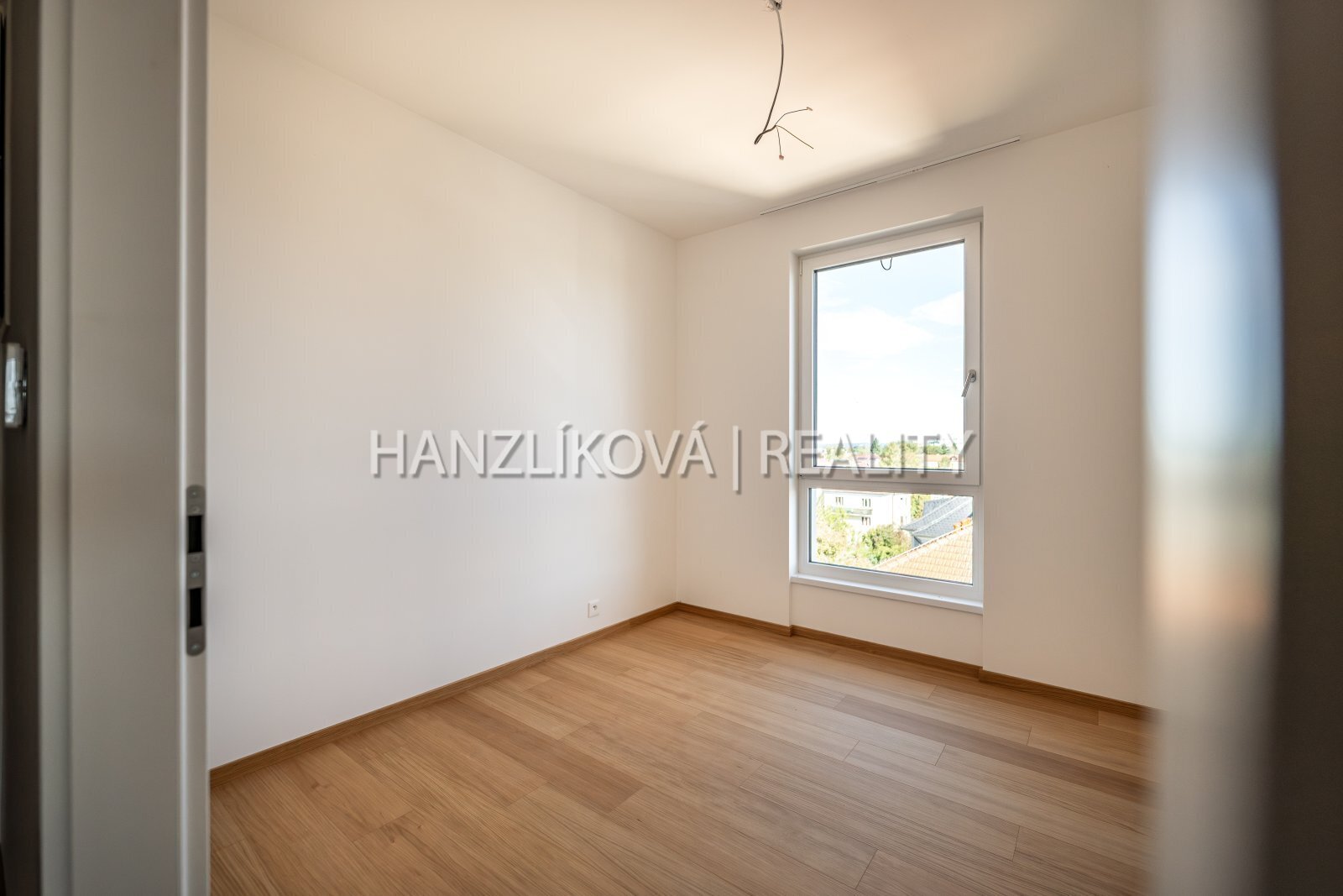25-09-19 ČB Hálkova_15.jpg