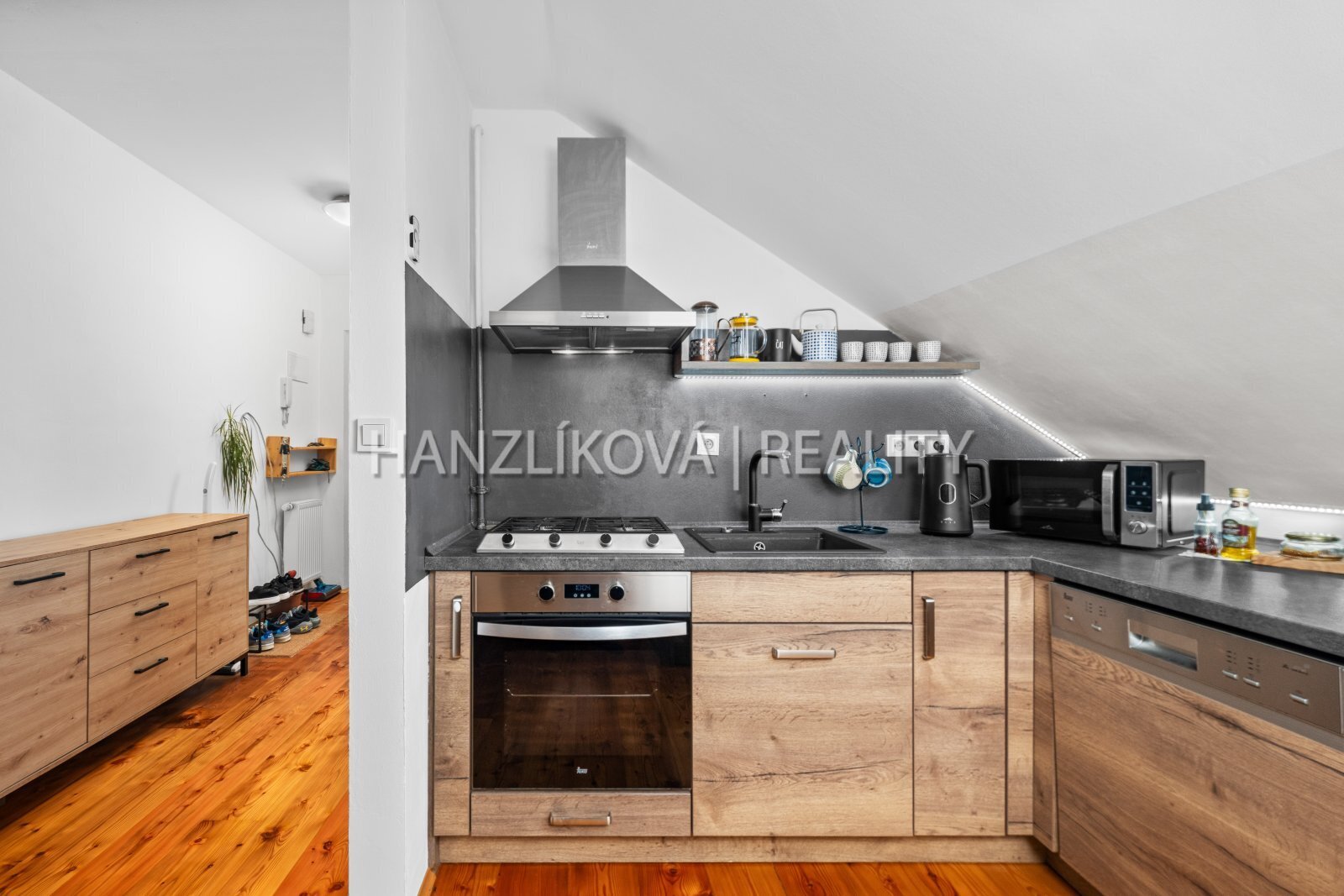 25-10-17 ČB Rudolfovská 35 Byt Foto_10.jpg