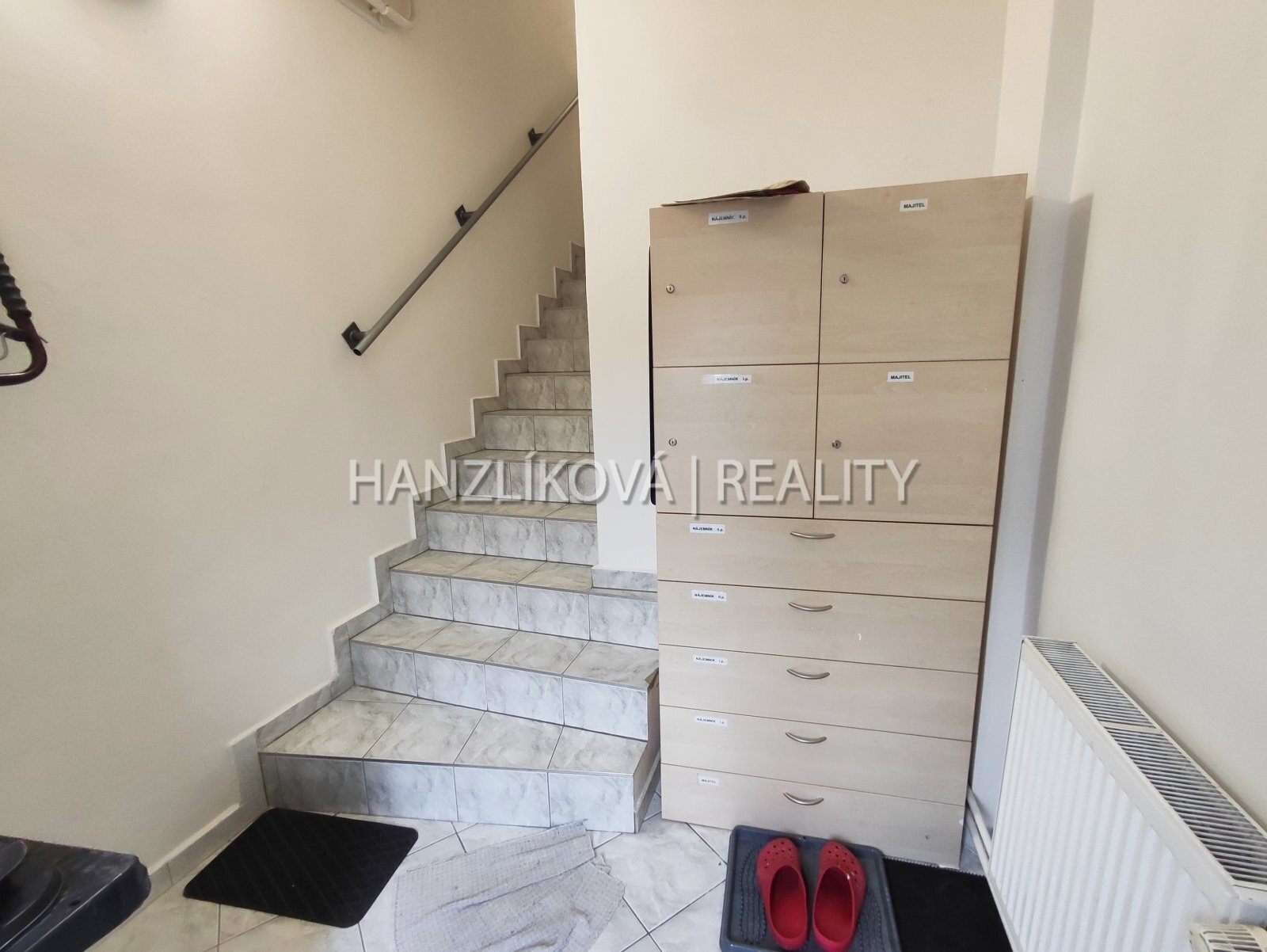 Společné prostory, pronájem bytu 2+kk, Husova tř., České Budějovice