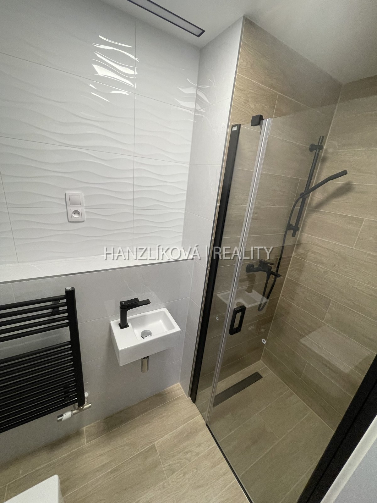Pronájem novostavby bytu 3+kk 84,4 m2 s terasou 20