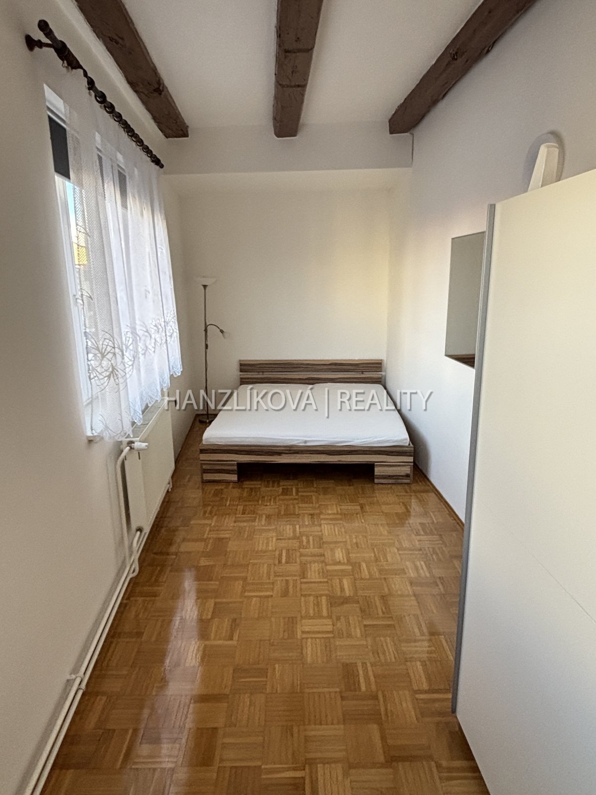 Ložnice, pronájem bytu 2+kk, Husova tř., České Bud