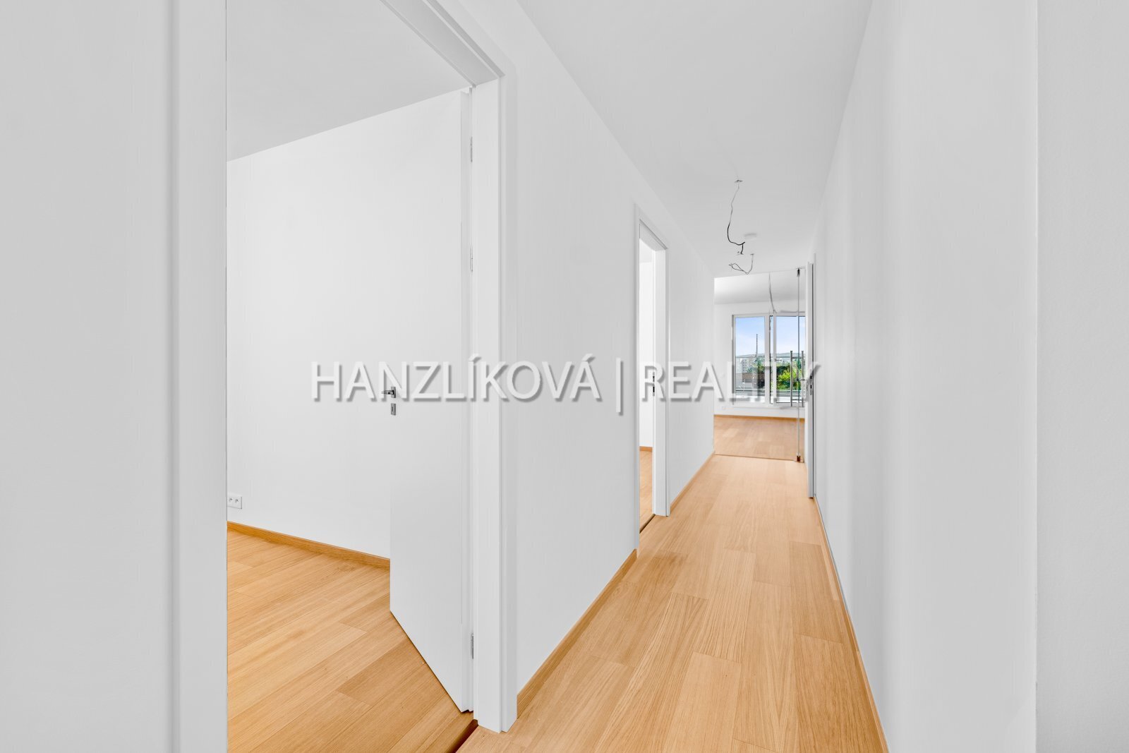 25-09-19 ČB Hálkova_52.jpg
