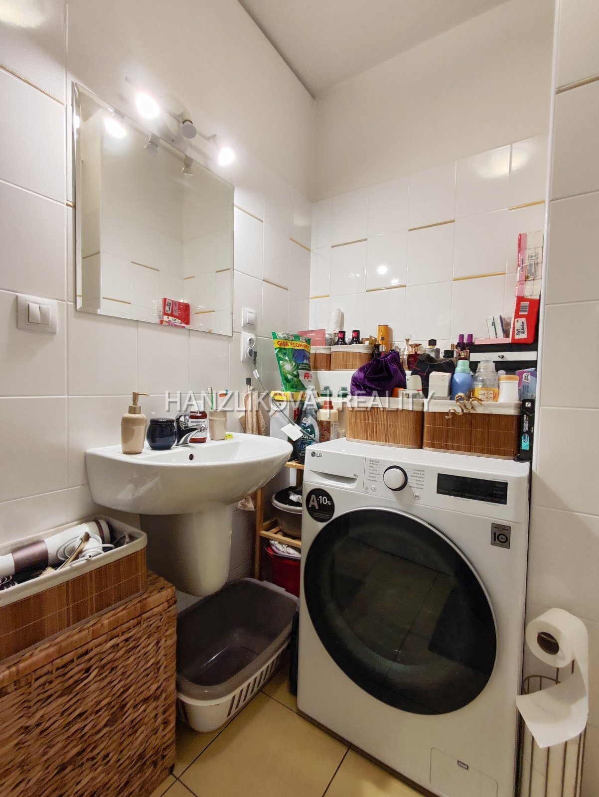 Koupelna, pronájem bytu 1+kk, Pekárenská, České Bu