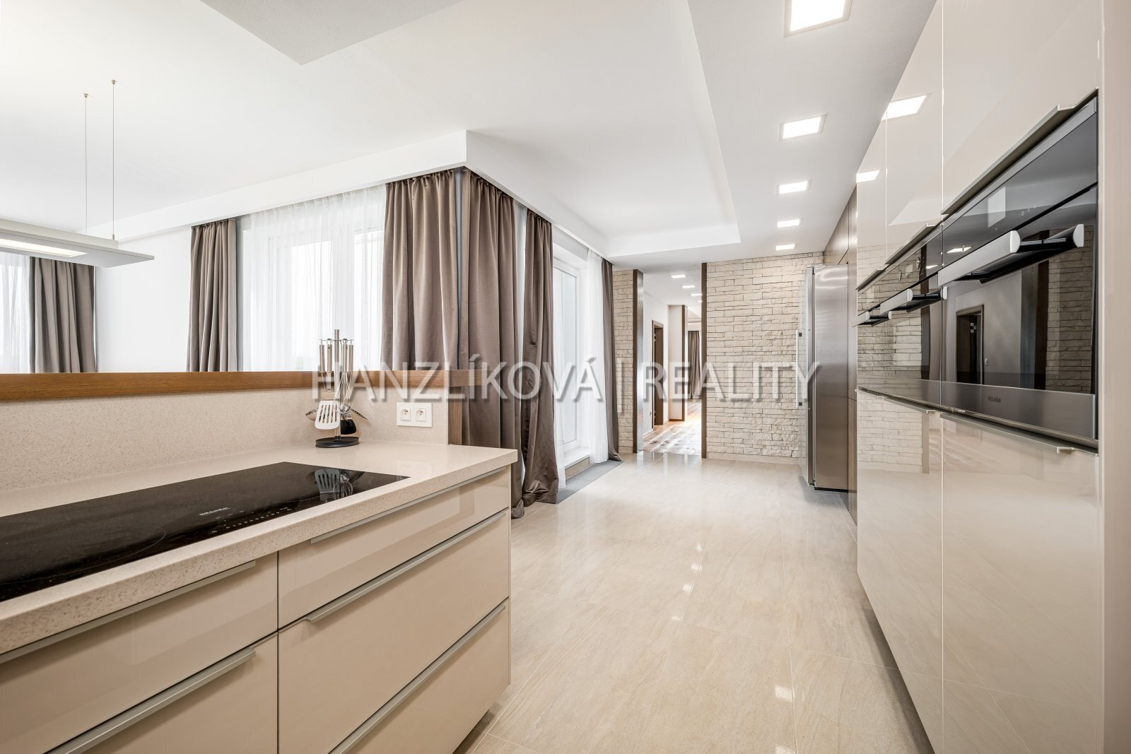 26-04-13 ČB Dlouhá Louka Byt Foto_21.jpg