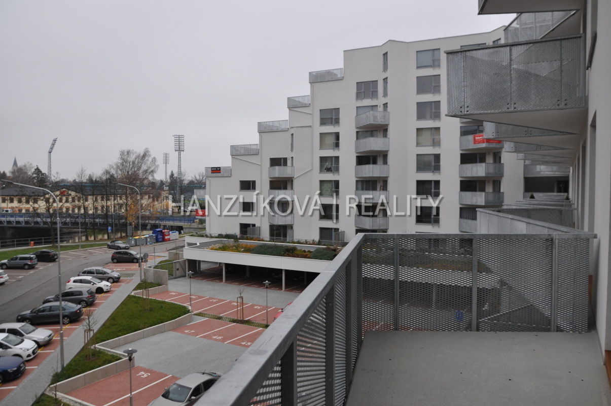 Balkon, pronájem bytu 2+kk, Dlouhá Louka, České Bu