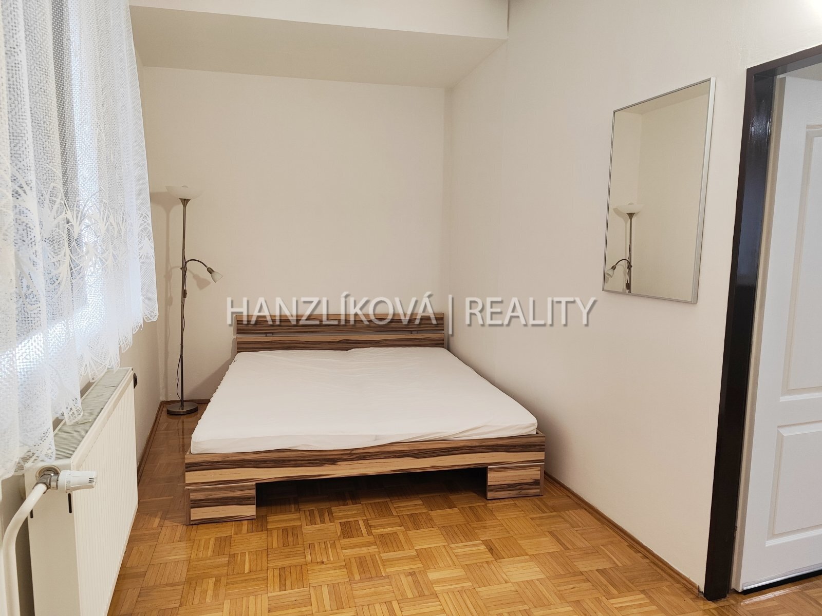Ložnice, pronájem bytu 2+kk, Husova tř., České Budějovice