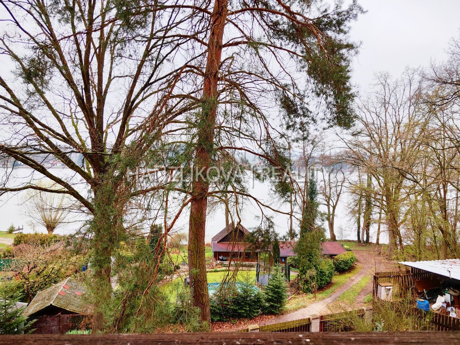 Výhled z lodžie, pronájem chaty, Vodňany