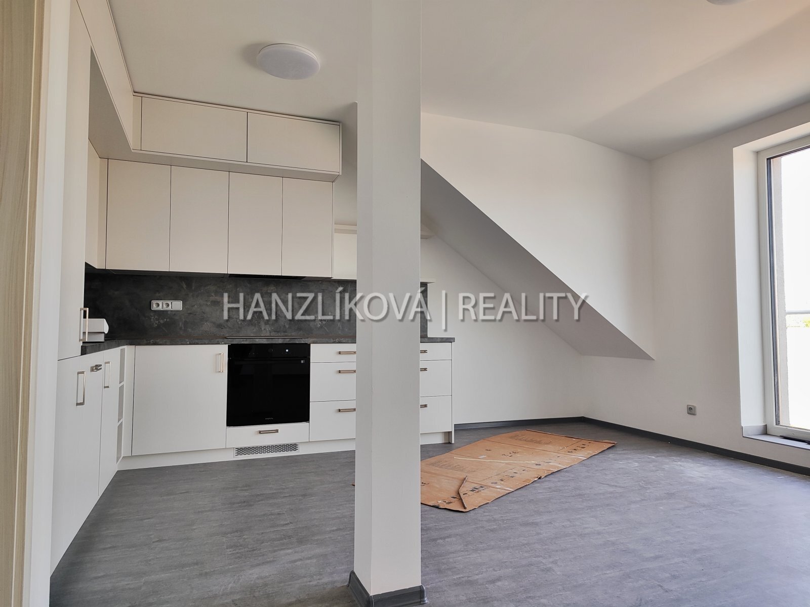 Kuchyně, pronájem bytu 2+kk, Krumlovská, České Budějovice